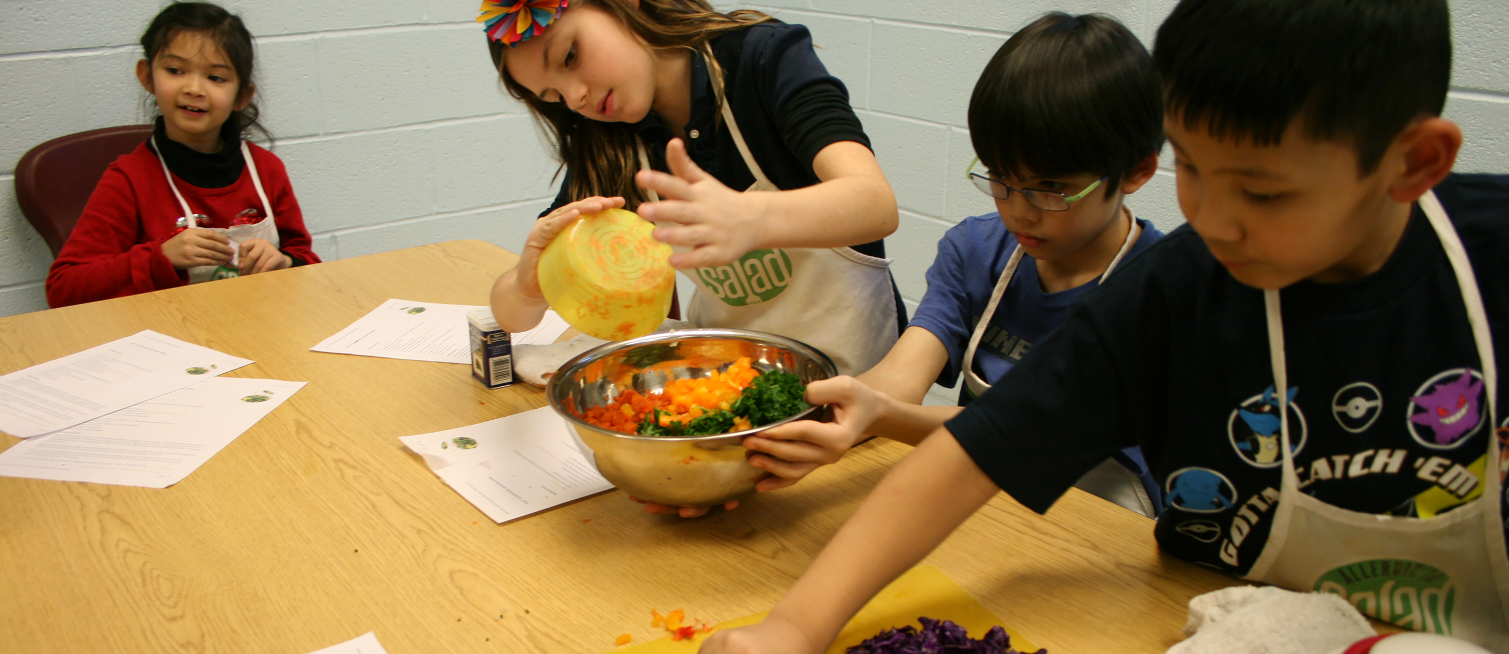 Students in Sunnyside, Queens make a Super Food Quinoa Salad